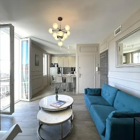 Two Bedroom Old Town