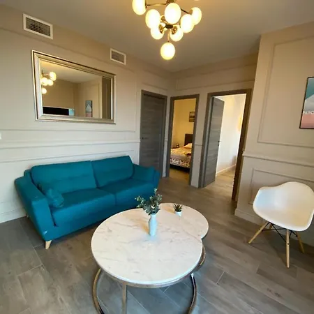 Lejlighed Two Bedroom Old Town *