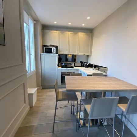 Two Bedroom Old Town Lejlighed