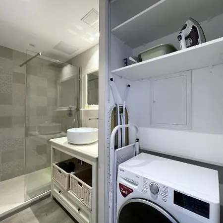 Two Bedroom Old Town *